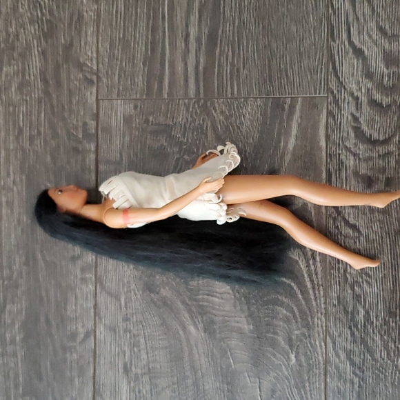 VINTAGE 🍂 Disney 12" Pocahontas Mattel Barbie Doll 1966 - Picture 2 of 7